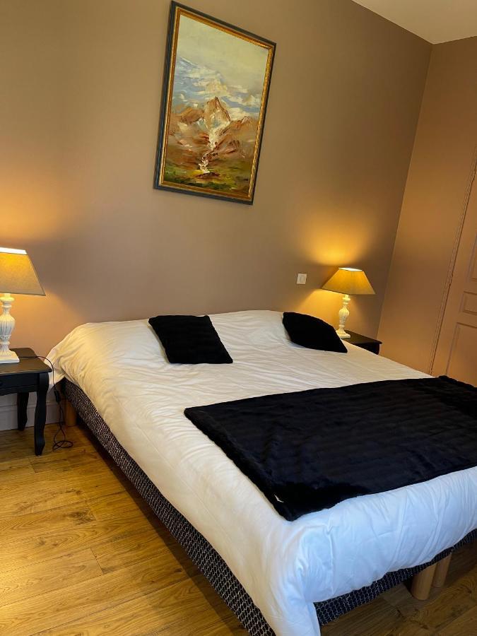 Domaine Des Peyries - Chambres Et Table D'Hotes Saint-Barthelemy-d'Agenais Esterno foto