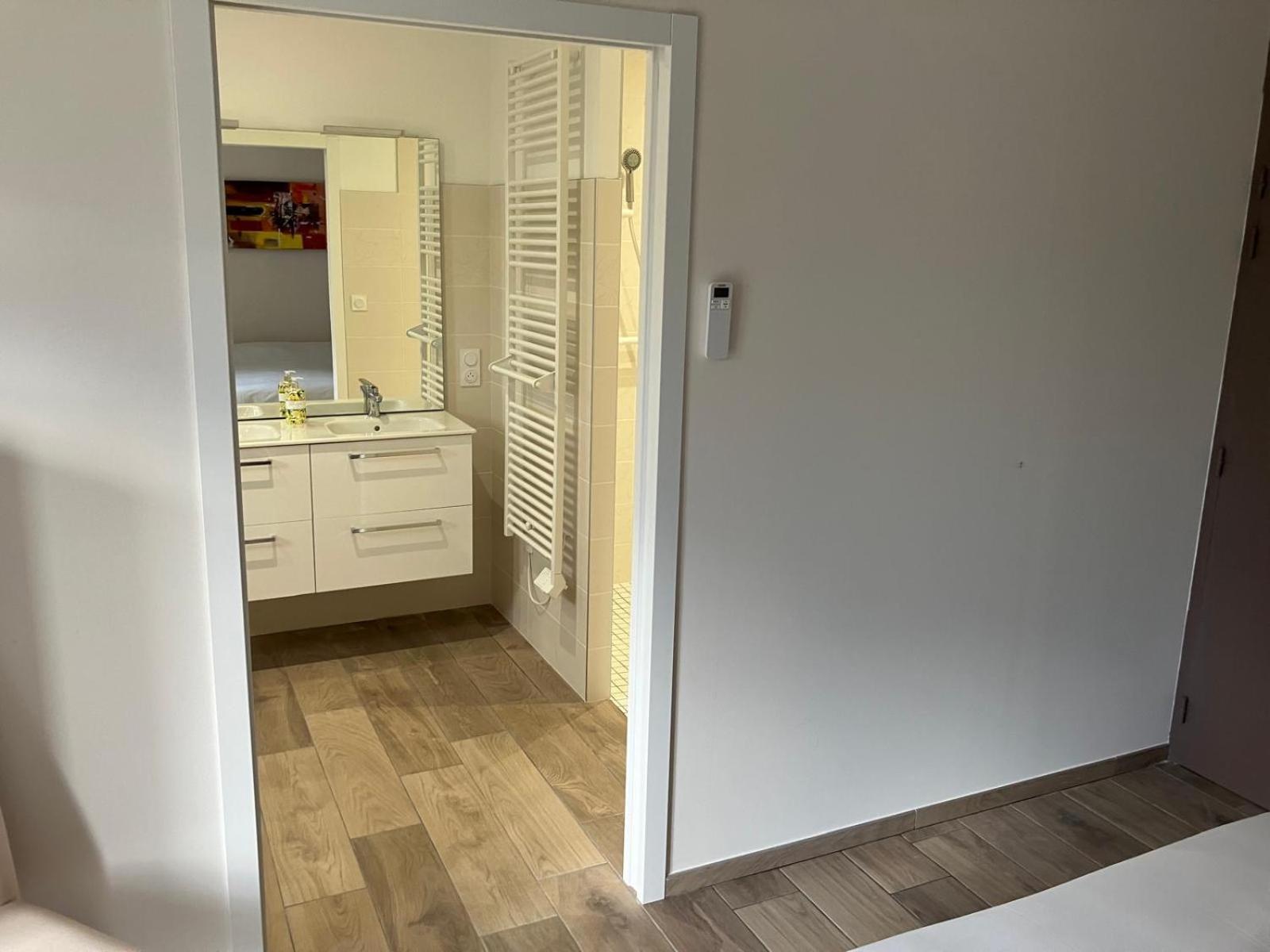 Domaine Des Peyries - Chambres Et Table D'Hotes Saint-Barthelemy-d'Agenais Esterno foto